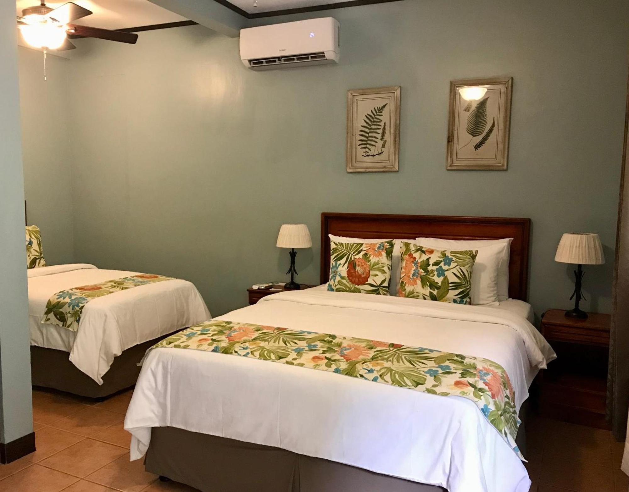 Hotel Playa Espadilla & Gardens Мануел Антонио Екстериор снимка