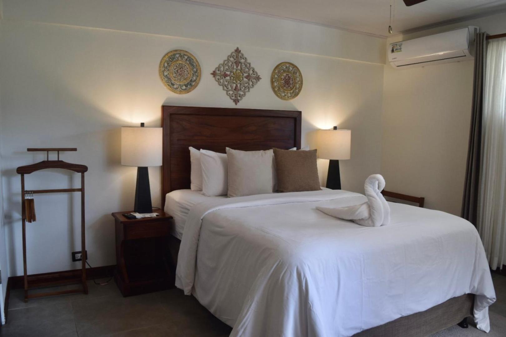 Hotel Playa Espadilla & Gardens Мануел Антонио Екстериор снимка